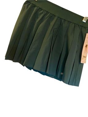 NWT Alo Yoga Tennis Skirt MIDNIGHT GREEn Size: XS